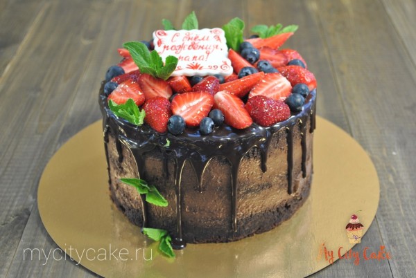 Торт с ягодами для папы торты на заказ Mycitycake