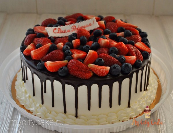 Торт ягодный в подарок торты на заказ Mycitycake