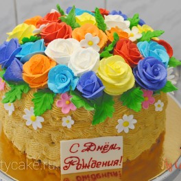 Торт с яркими розами на заказ в Красноярске