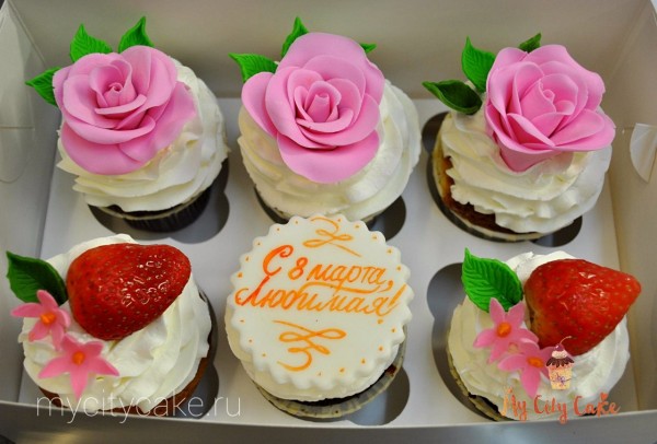 Капкейки для девушки на 8 марта торты на заказ Mycitycake