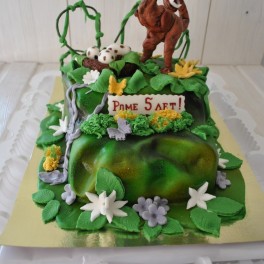 Торт с  динозавром на заказ в Красноярске