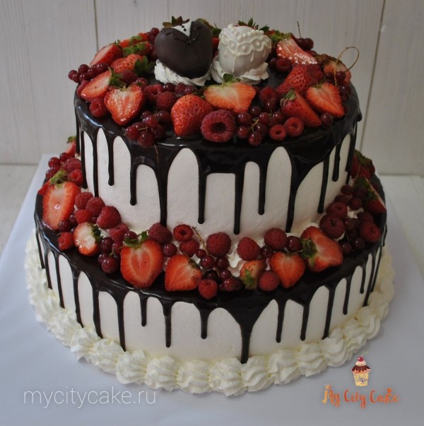 Торт с клубникой и шоколадом торты на заказ Mycitycake