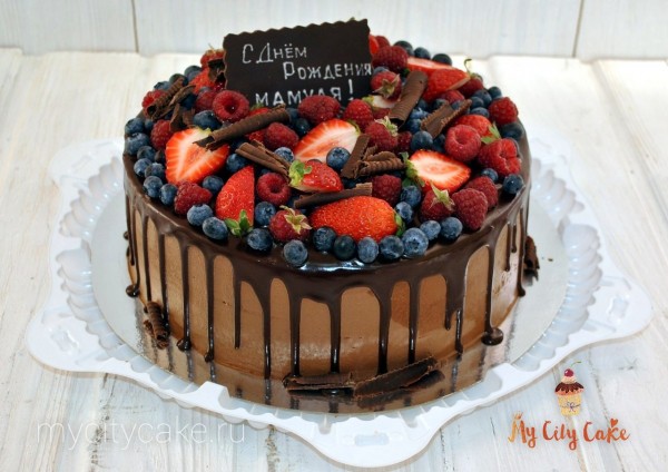 Торт шоколадный со свежими ягодами торты на заказ Mycitycake