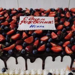 Ягодный торт на заказ в Красноярске