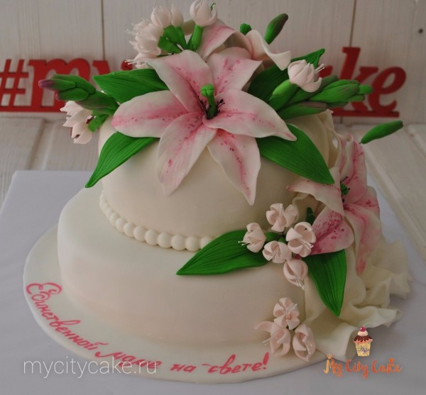 Торт с лилиями торты на заказ Mycitycake
