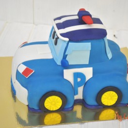Торт в виде детской машинки на заказ в Красноярске