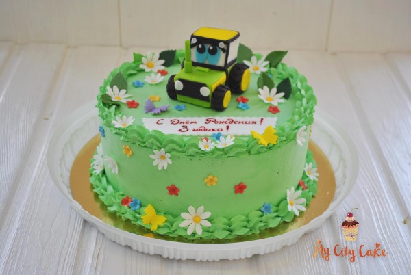 Кремовый торт с трактором торты на заказ Mycitycake