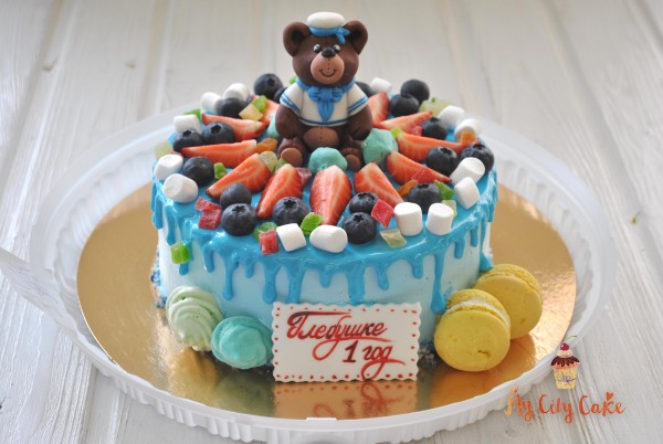 Торт мишка со сладостями торты на заказ Mycitycake