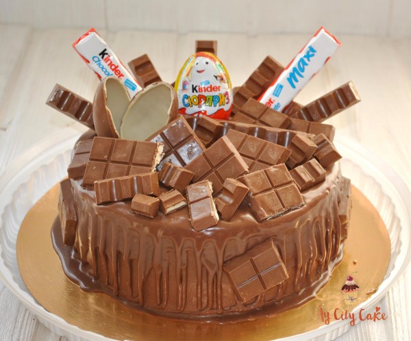 Торт с киндерами торты на заказ Mycitycake