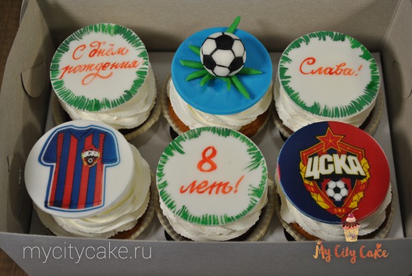 Капкейки для фаната ЦСКА торты на заказ Mycitycake