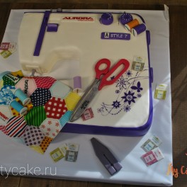 Торт в виде швейной машины на заказ в Красноярске