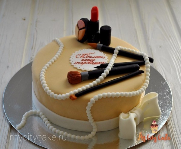 Торт с косметикой на юбилей торты на заказ Mycitycake
