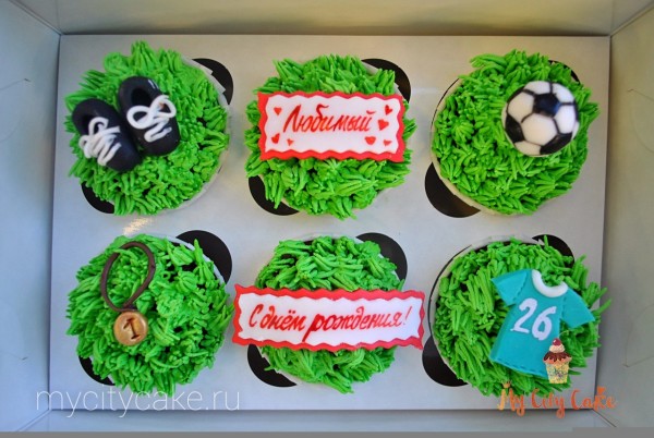 Капкейки для футболиста торты на заказ Mycitycake