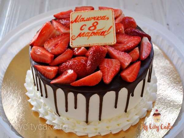 Ягодный торт для мамы на 8 марта торты на заказ Mycitycake