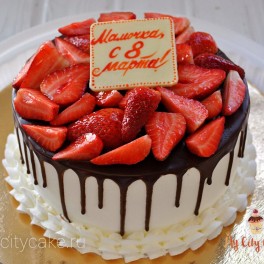 Ягодный торт для мамы на 8 марта на заказ в Красноярске