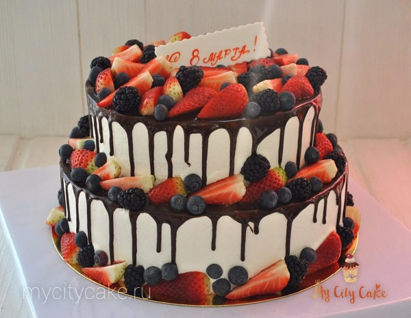 Двухъярусный торт на 8 марта торты на заказ Mycitycake