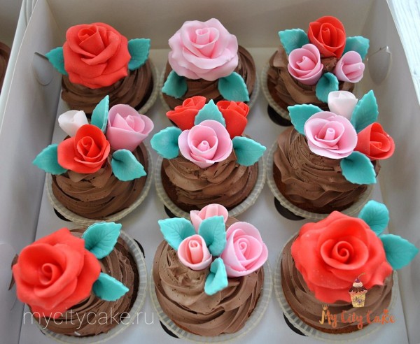 Капкейки цветочки торты на заказ Mycitycake
