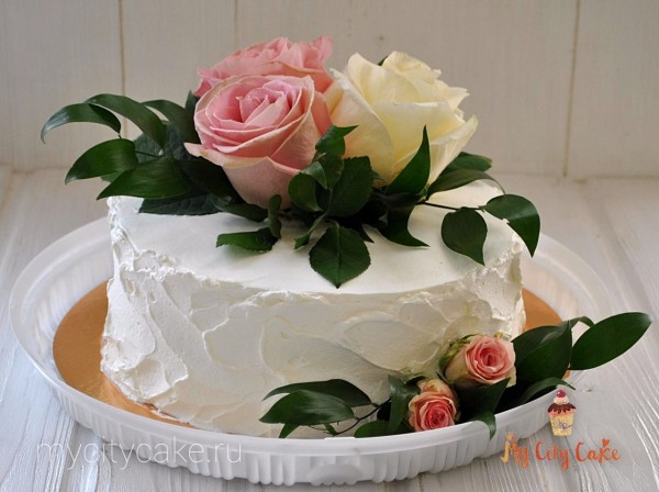Торт с живыми розами торты на заказ Mycitycake