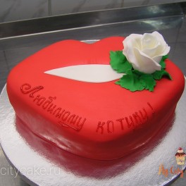 Торт поцелуй на заказ в Красноярске