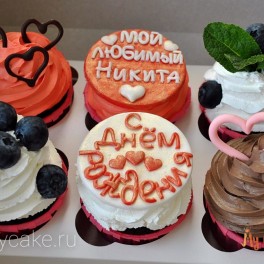 Капкейки с ягодой для любимого на заказ в Красноярске