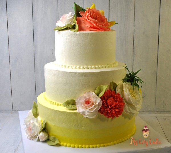 Торт на свадьбу с живыми цветами торты на заказ Mycitycake