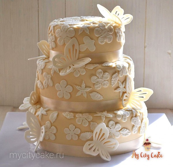 Свадебный торт с бабочками торты на заказ Mycitycake
