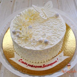 Торт с бабочкой на заказ в Красноярске
